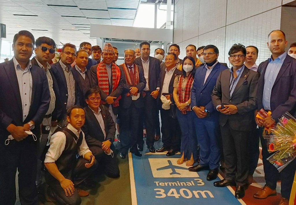 प्रचण्ड जापानमा