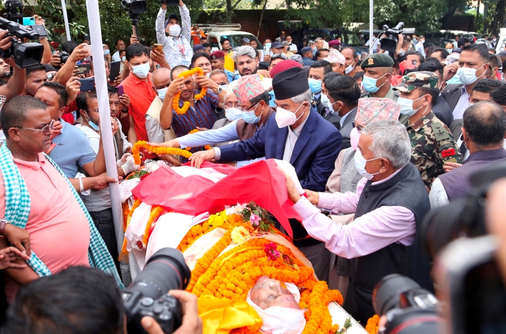 प्रदीप गिरीप्रति शीर्ष नेताहरु श्रद्धाञ्जली अर्पण