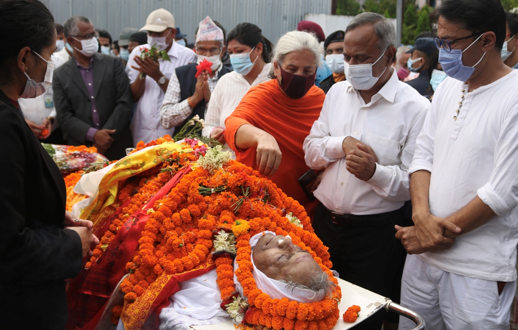 प्रदीप गिरीप्रति शीर्ष नेताहरु श्रद्धाञ्जली अर्पण