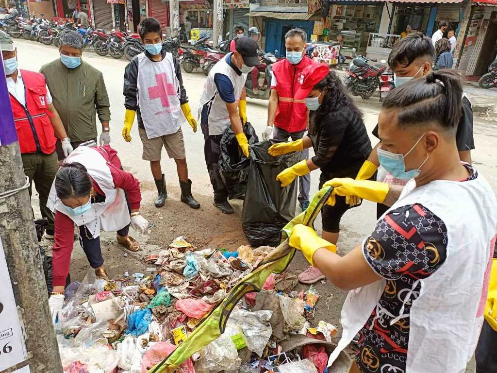 रेडक्रसका स्वयंसेवक