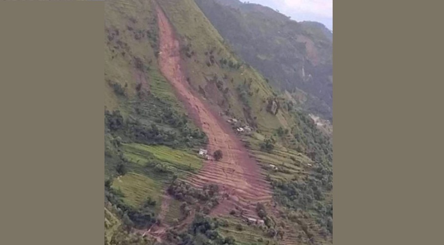 अछाममा पहिरो