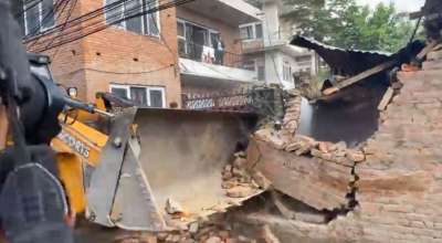 महानगरको डोजर