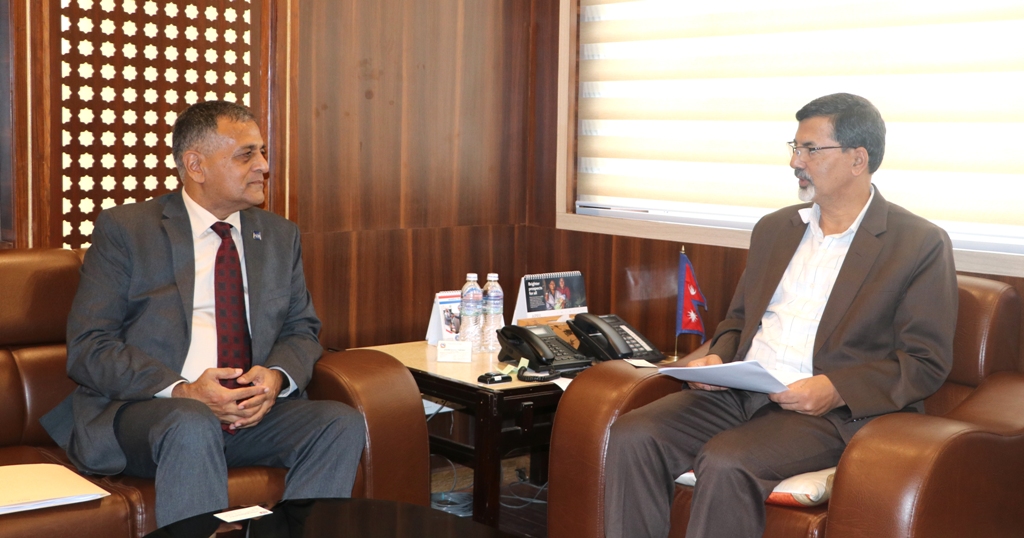 जनार्दन शर्मा र अशोक लाभाषा