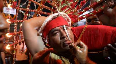 जिब्रो छेड्ने जात्रा वीरेन्द्रभक्त गजुँ श्रेष्ठ