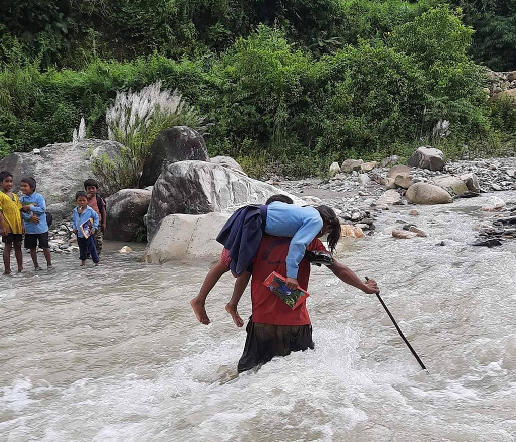 खोला तारेर