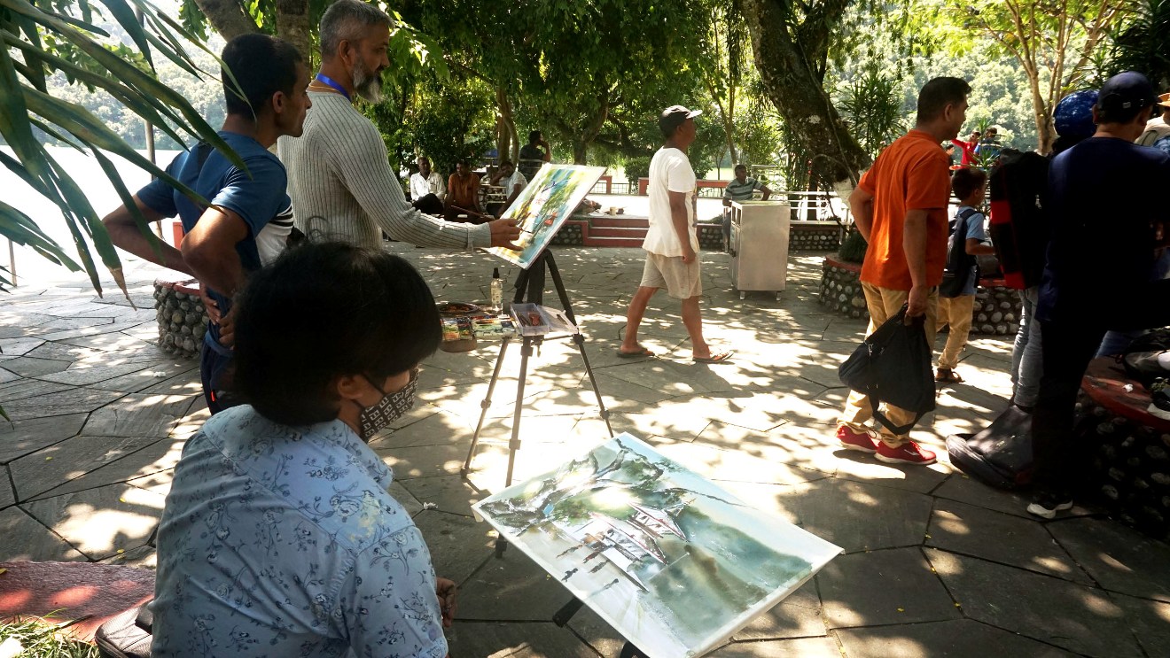 रङकर्मीले देखे