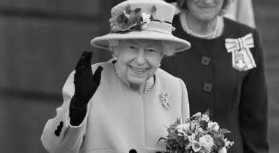 एलिजाबेथ द्वितीय