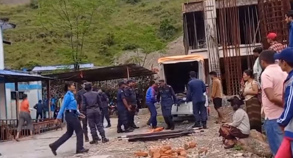 रुकुमपूर्वमा बस दुर्घटना