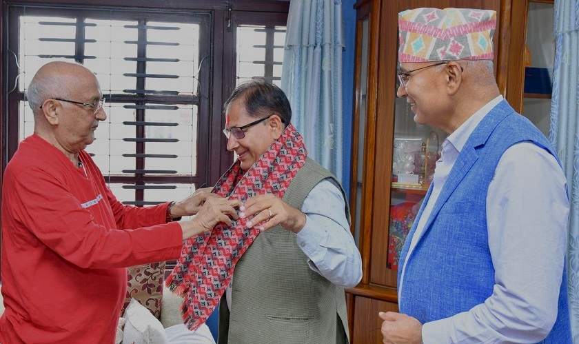 डा. बालकृष्ण चापागाईं