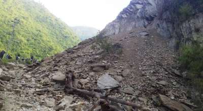 खुर्कोट-घुर्मी सडक