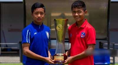 नेपाल र भारत भिड्दै