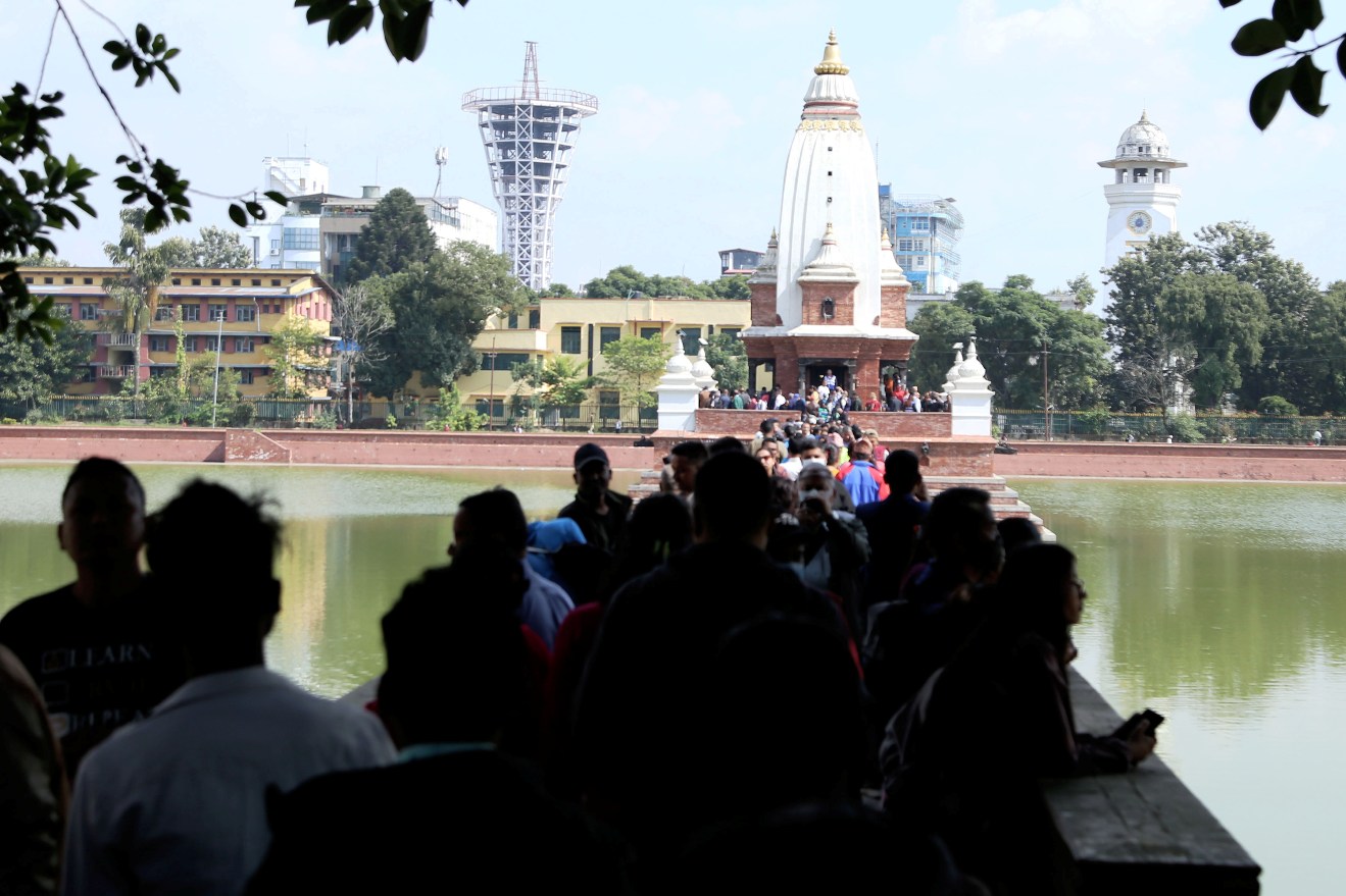 बालगोपालेश्वर मन्दिर सामूहिक भाइटीका