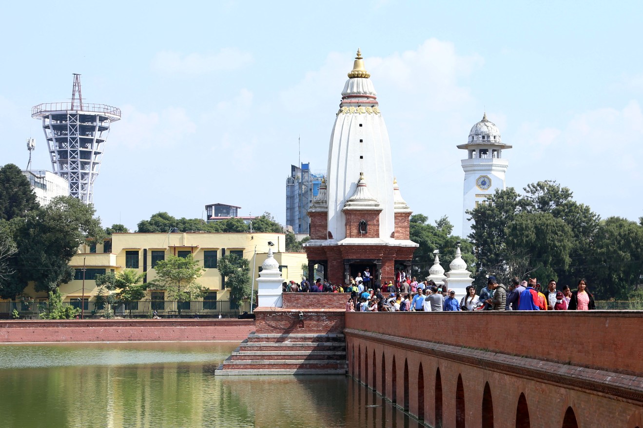 बालगोपालेश्वर मन्दिर सामूहिक भाइटीका