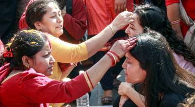 बालगोपालेश्वर मन्दिर सामूहिक भाइटीका