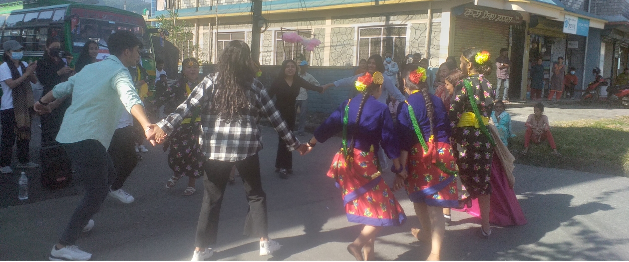 देउसी भैलो