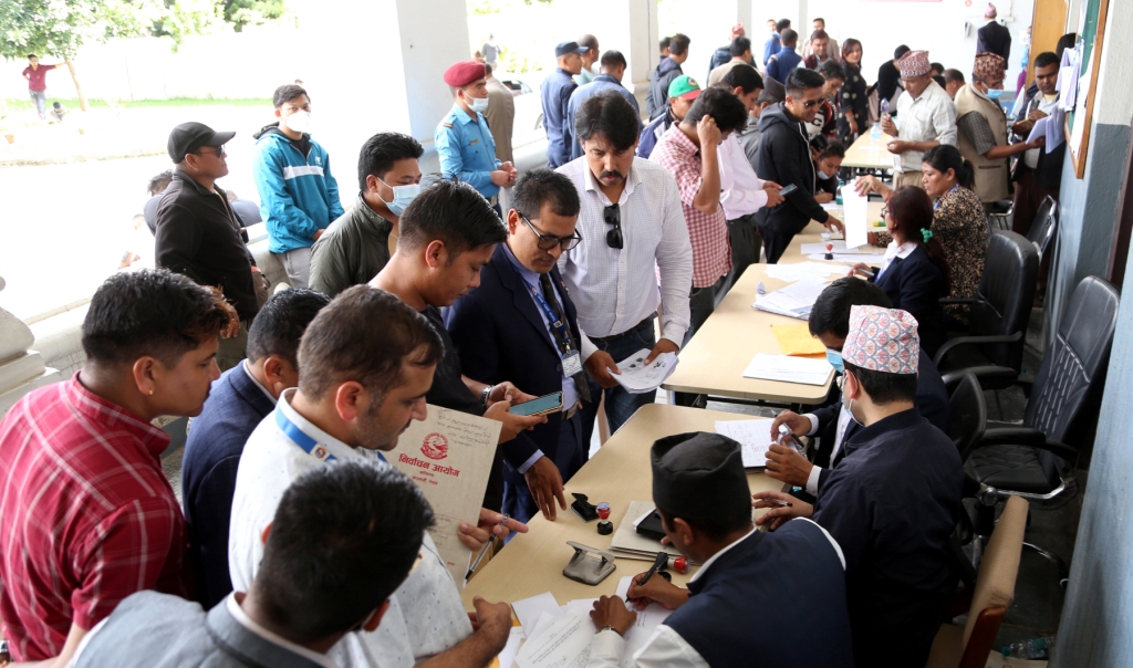 मनोनयनपत्र दर्ता