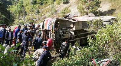 हेटौँडामा बस दुर्घटना