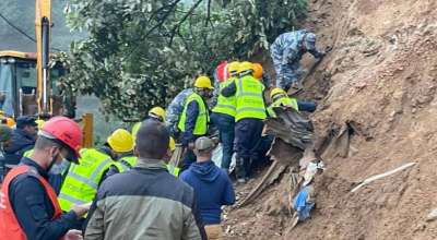 काठमाडौँको चन्द्रागिरिमा पहिरो