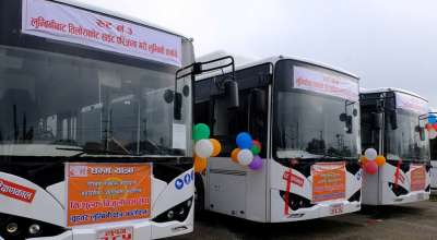 निःशुल्क बस सेवा