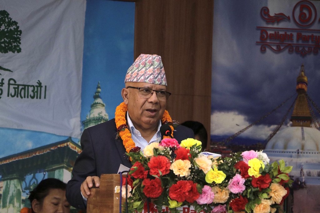 माधव नेपाल