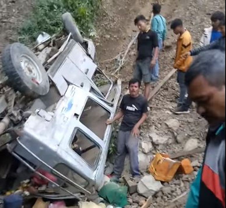 रोल्पामा जीप दुर्घटना