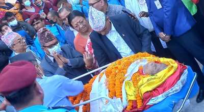 शताब्दी पुरुष सत्यमोहन जोशीको पार्थिव शरीर श्रद्धाञ्जलिलाई किष्टमा