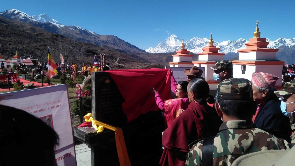 राष्ट्रपति विद्यादेवी भण्डारी मुक्तिनाथ