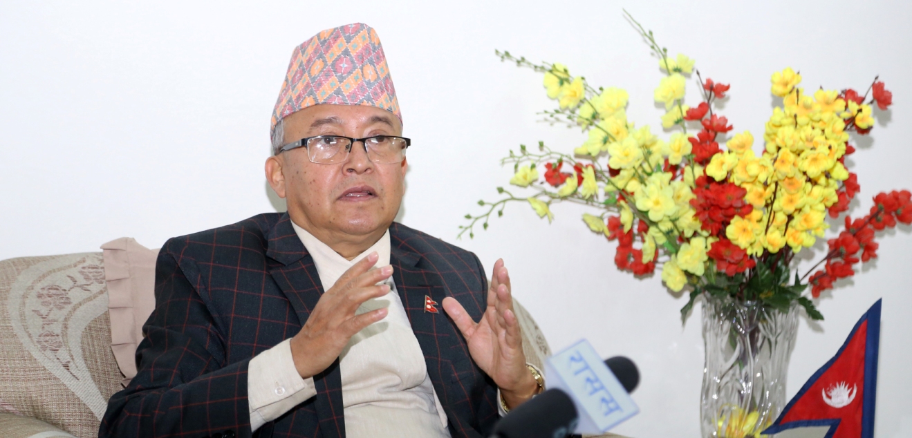 दिनेशकुमार थपलिया