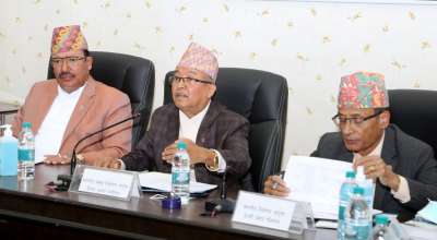 दिनेशकुमार थपलिया