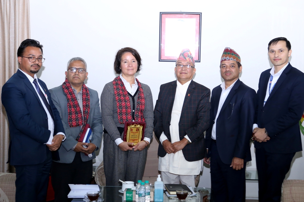 प्रमुख आयुक्त थपलियासँग युरोपियन युनियनका राजदूतको भेट