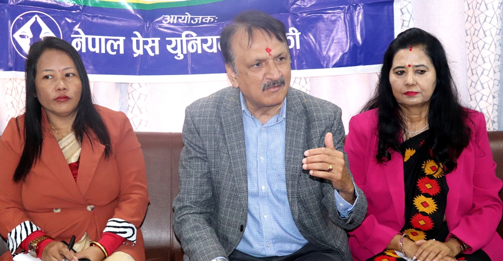 डा. प्रकाशशरण महत