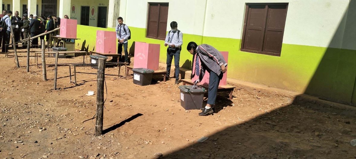 मतदानस्थल