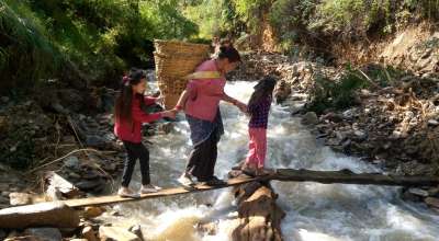 जोखिमपूर्ण यात्रा