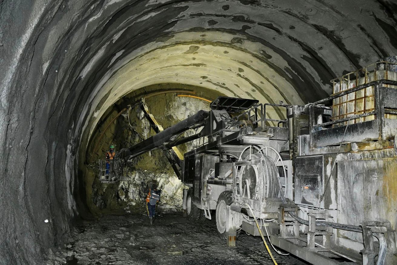 ओलीद्वारा नागढुङ्गा-नौबिसे सुरुङमार्ग अवलोकन 