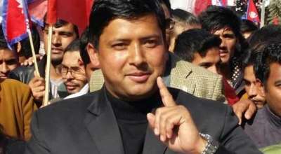 महेश बर्तौला