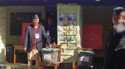 शेरबहादुर देउवाले गरे मतदान