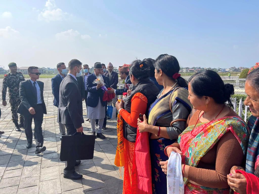 शेरबहादुर देउवा चितवनमा