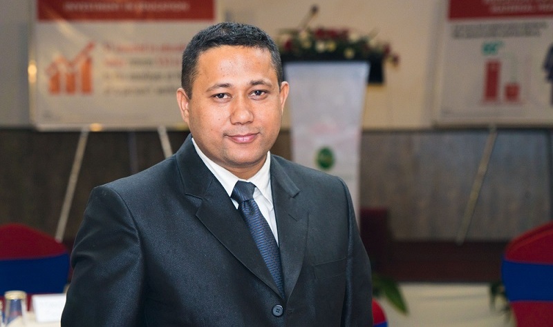 शिशिर खनाल