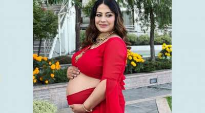 श्वेता खड्कालाई पुत्रीलाभ