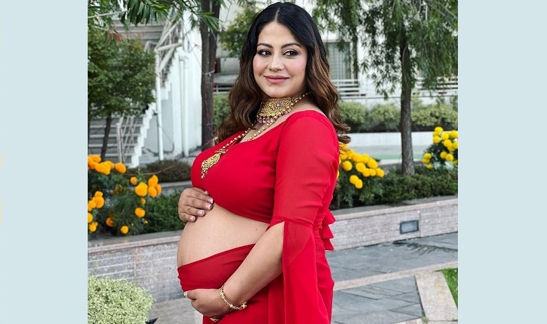 श्वेता खड्कालाई पुत्रीलाभ