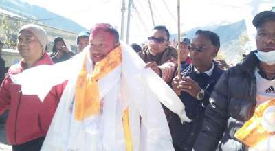 योगेश गौचन थकाली