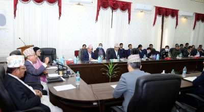 दिनेशकुमार थपलिया