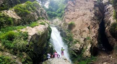 ऐना पहरा