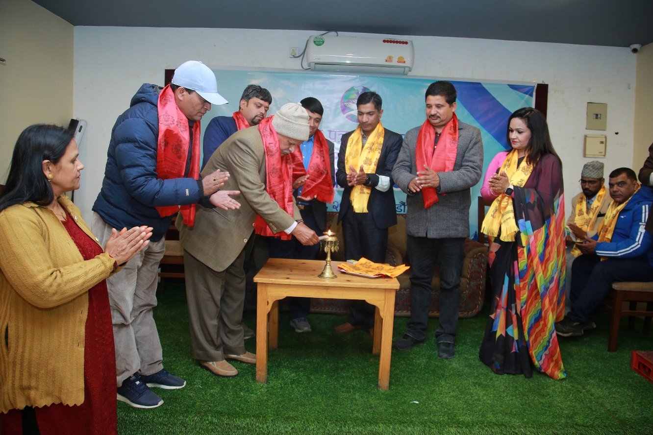 डा. रामवरण यादव