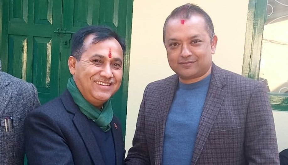 महामन्त्रीद्वय थापा र शर्मा