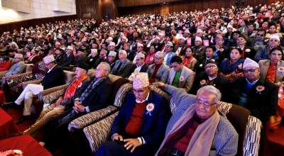 एमालेका सांसदहरु