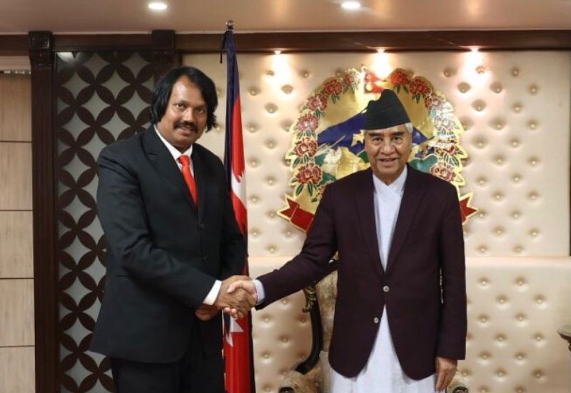 शेरबहादुर देउवा र डा. सिके राउत