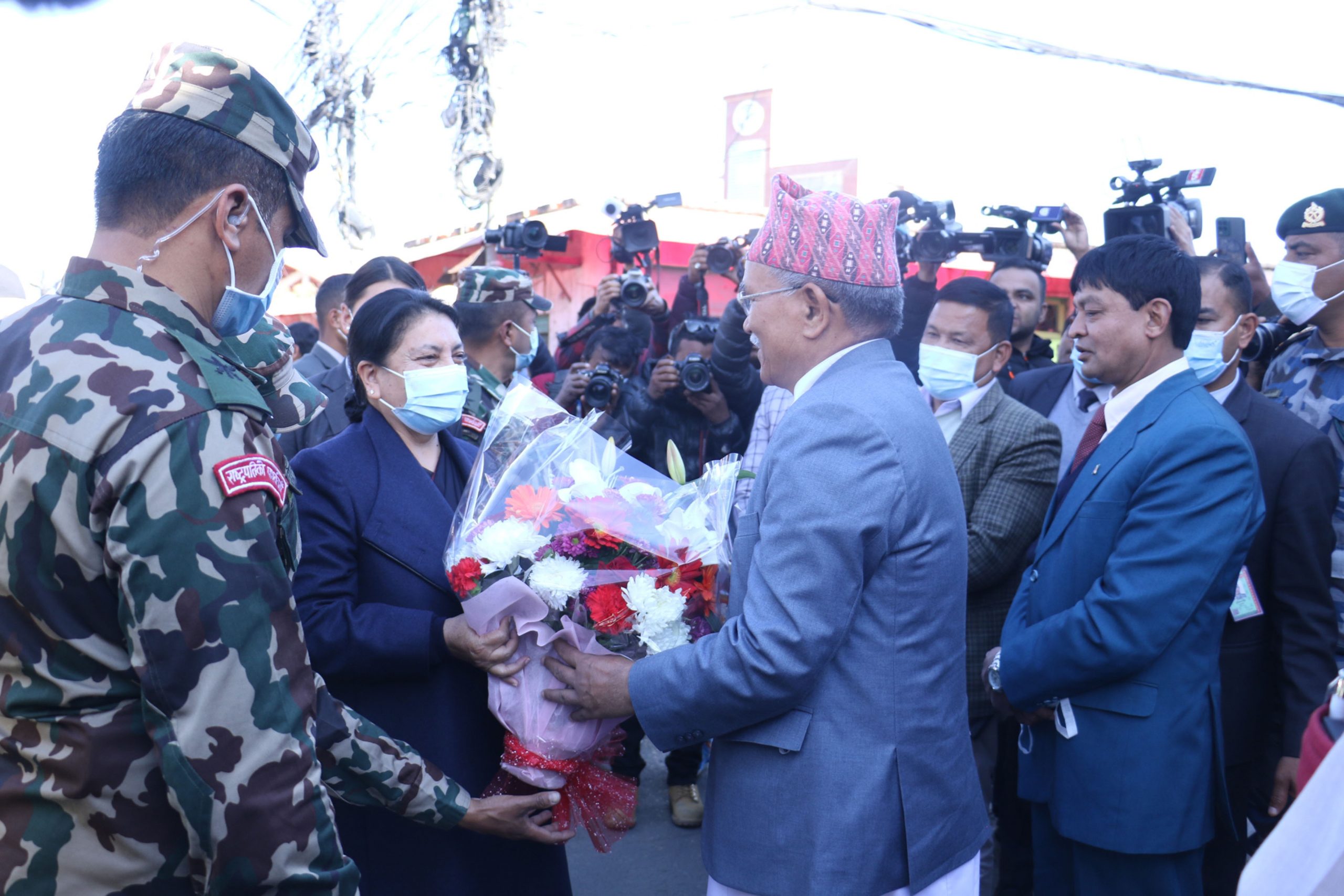 साझाको बस चढेर राष्ट्रपति 