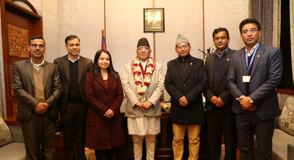 प्रधानमन्त्री प्रचण्डद्वारा सचिवालय