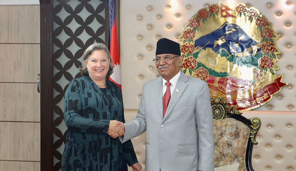 प्रधानमन्त्री प्रचण्ड र भिक्टोरिया नुल्याण्ड